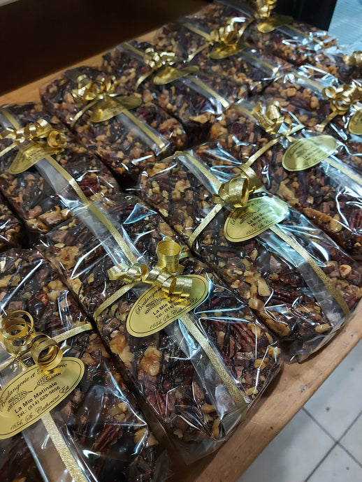 *** IN STOCK TILL CHRISTMAS FOR LOCAL PICKUP ONLY *** Plum Chocolate Fruitcake